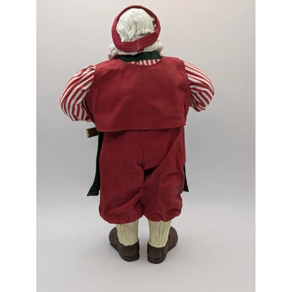 The Unbranded Brand fabric mâché